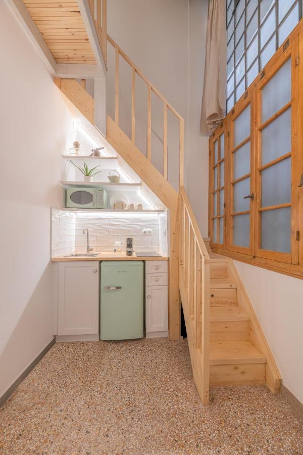 Stoa Kairi Loft A Apartment Athena Bagian luar foto